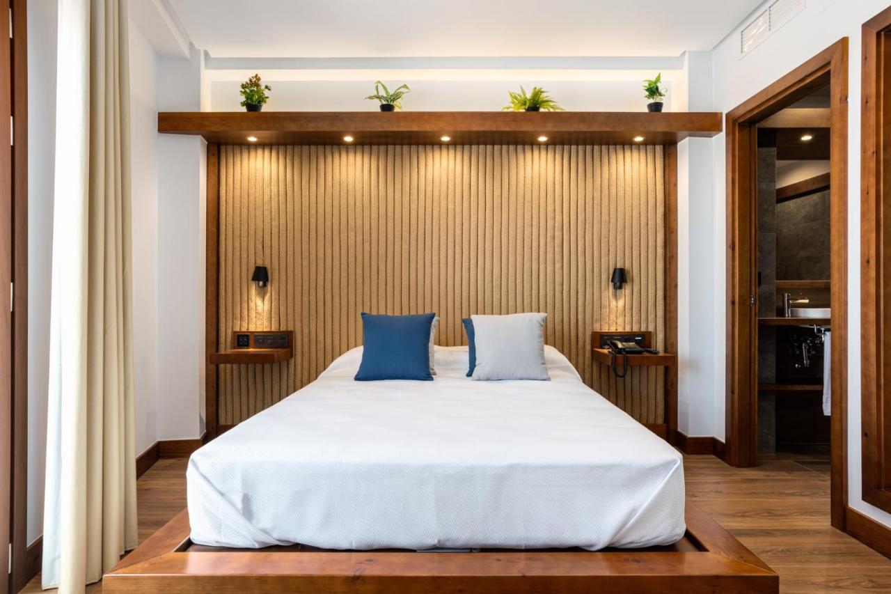 Hotel Antantie Conil De La Frontera Ngoại thất bức ảnh